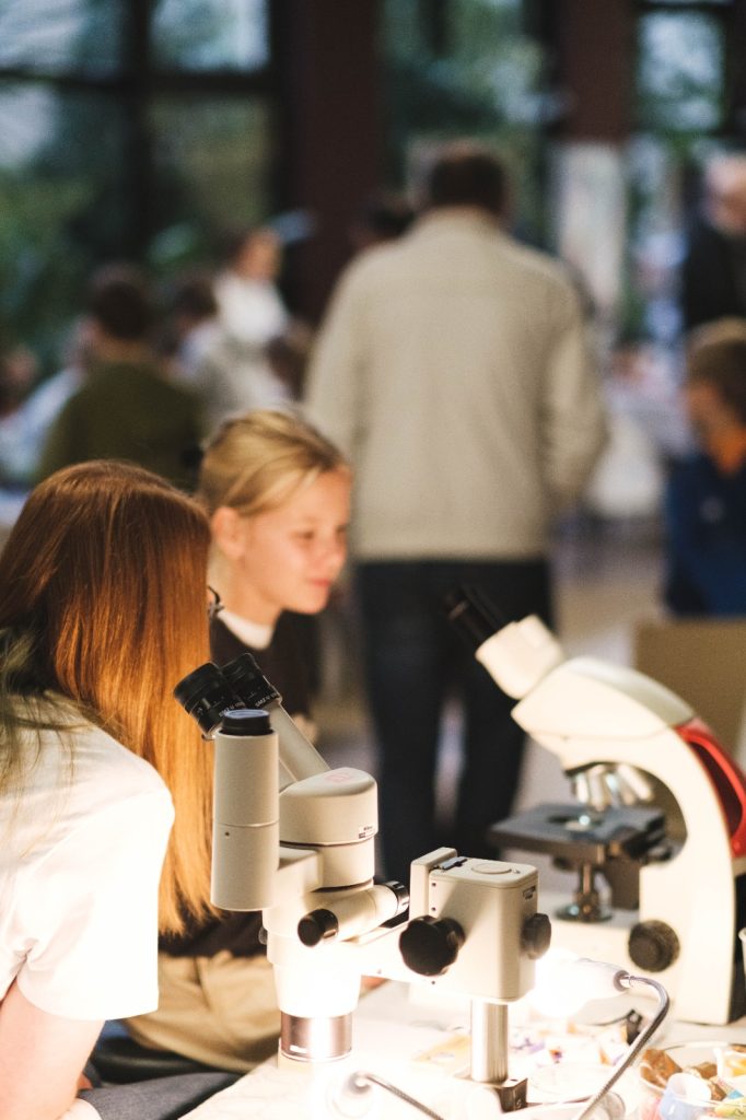 Participant at the microscope.