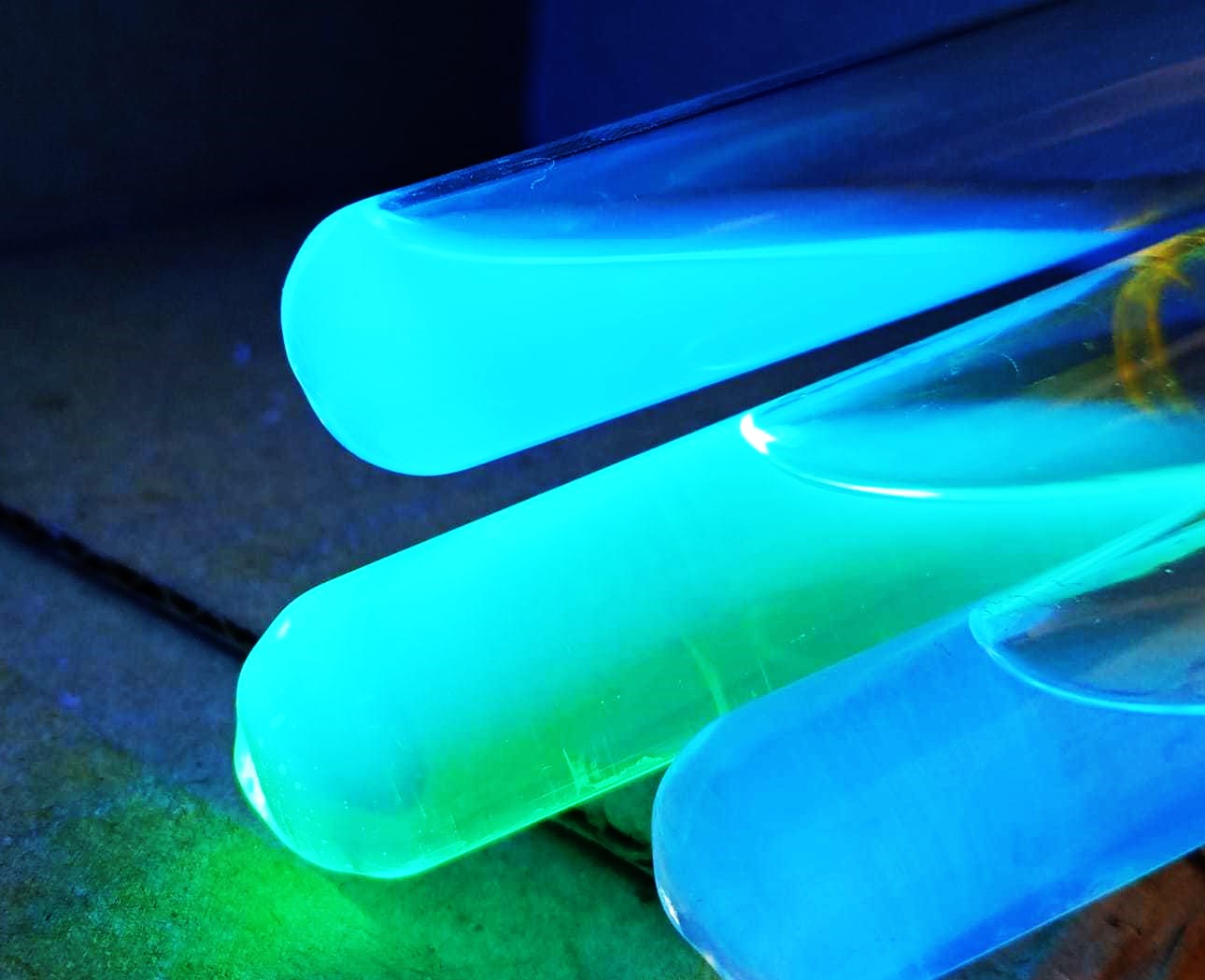 Fluorescencyjne frakcje sond molekularnych po rozdziale chromatograficznym