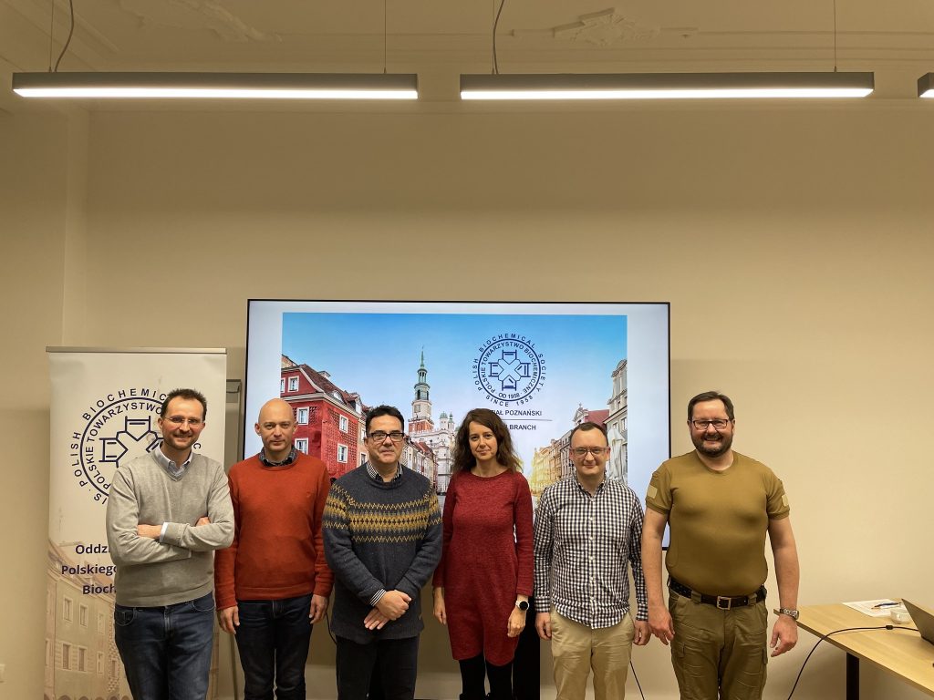 The new board of the Polish Biochemical Society. Everyone in the photograph is smiling.