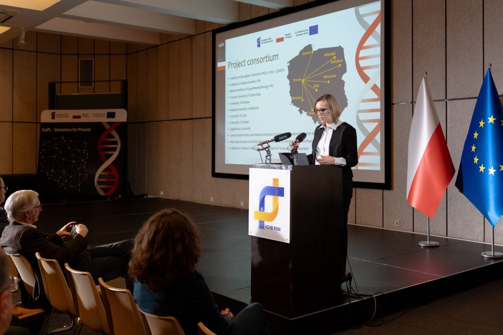  A photo of the dr hab. Luiza Handschuh, Project Director opening the Kick-off meeting of the Genomics for Poland (G4PL) project, 22-23 January 2026, IBCH PAS, Poznań.